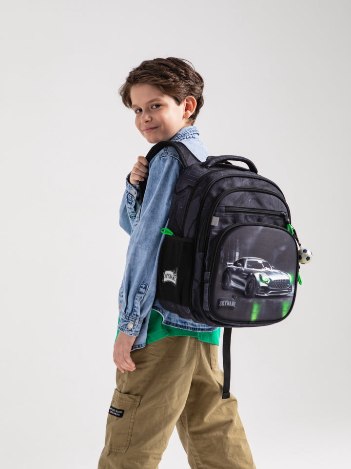 Rucsac școlar - R3-276, design Mașină sport cu neon verde